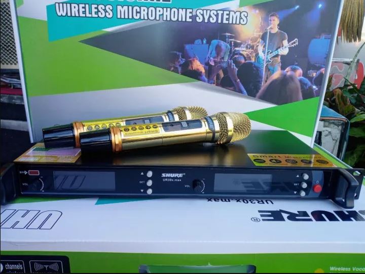 BỘ MICRO KARAOKE KHÔNG DÂY SHURE UR30X.MAX