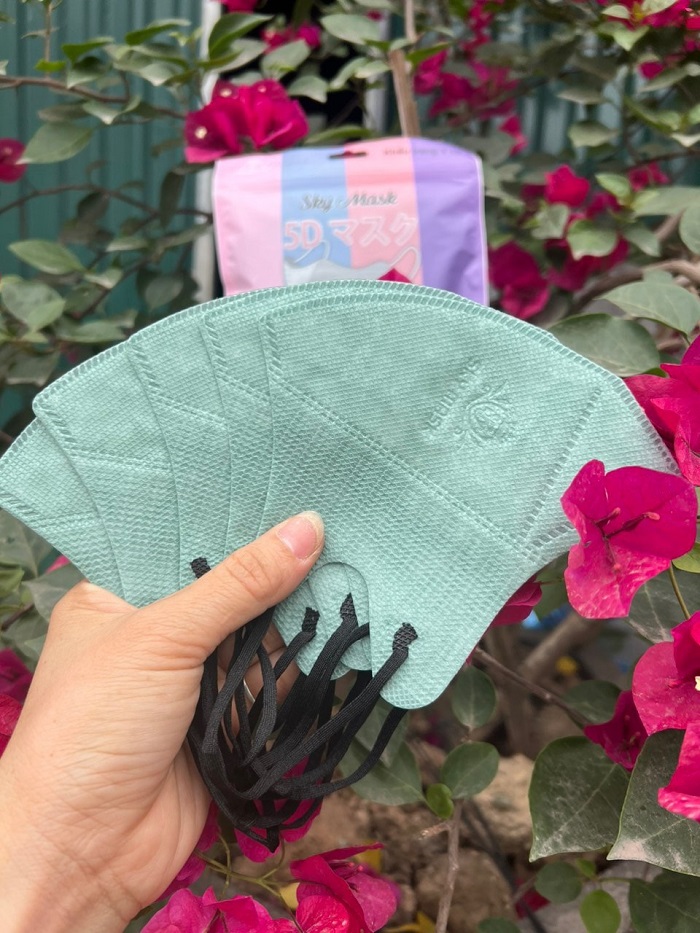 Thùng 100c khẩu trang đủ màu