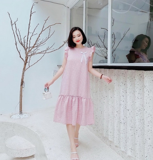 Đầm caro hồng tay nhún đính nơ đáng yêu - DS211