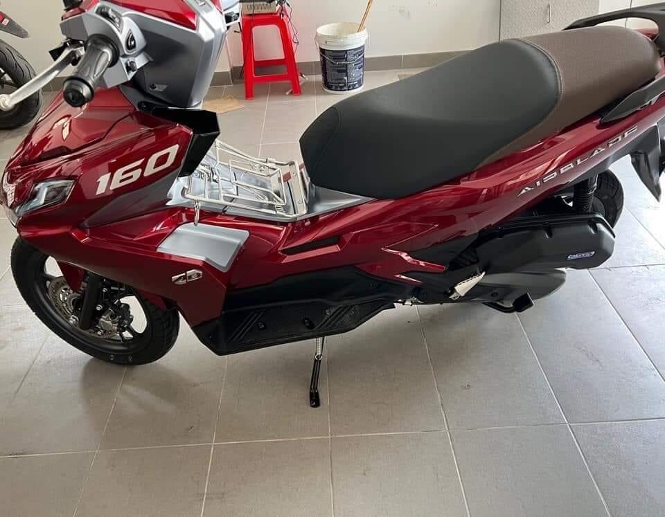 BAGA GIỮA DÀNH CHO ĐỜI XE AIR BLADE 2022 2023 - 125 160cc INOX , PASS CỐT YÊN