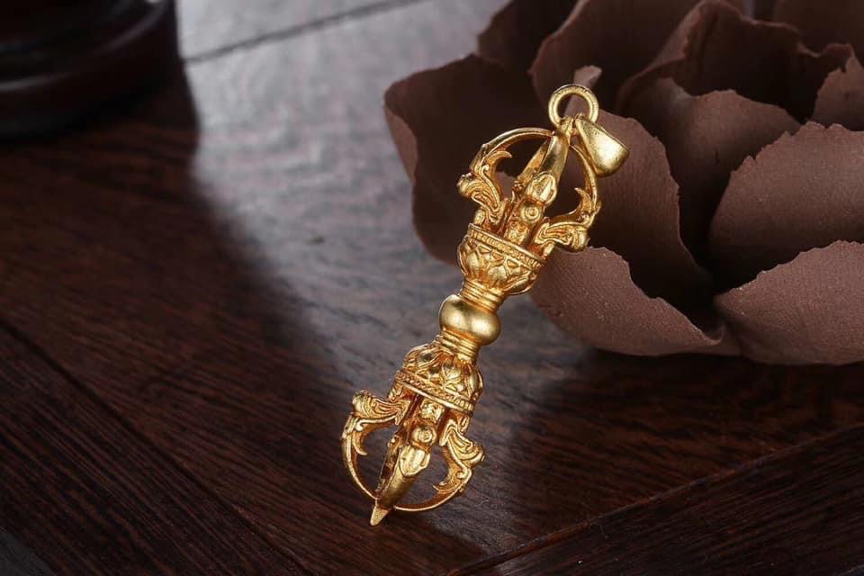 Mặt dây chuyền Chày Kim Cang đồng