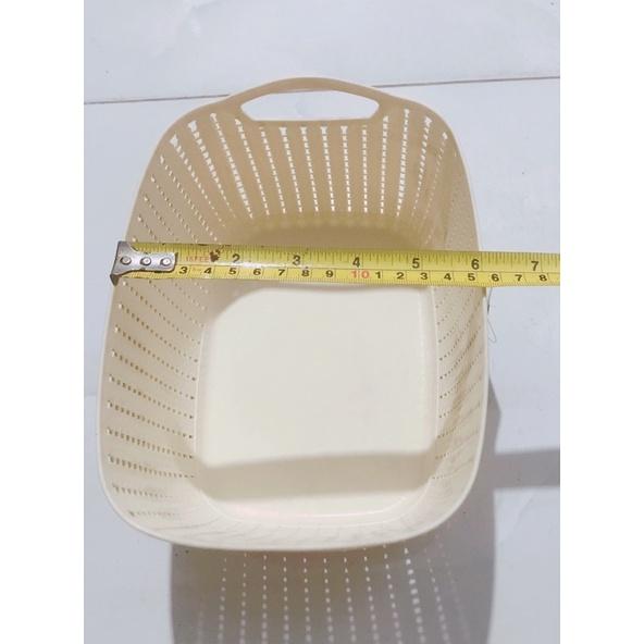 Sọt nhựa đan mây size L