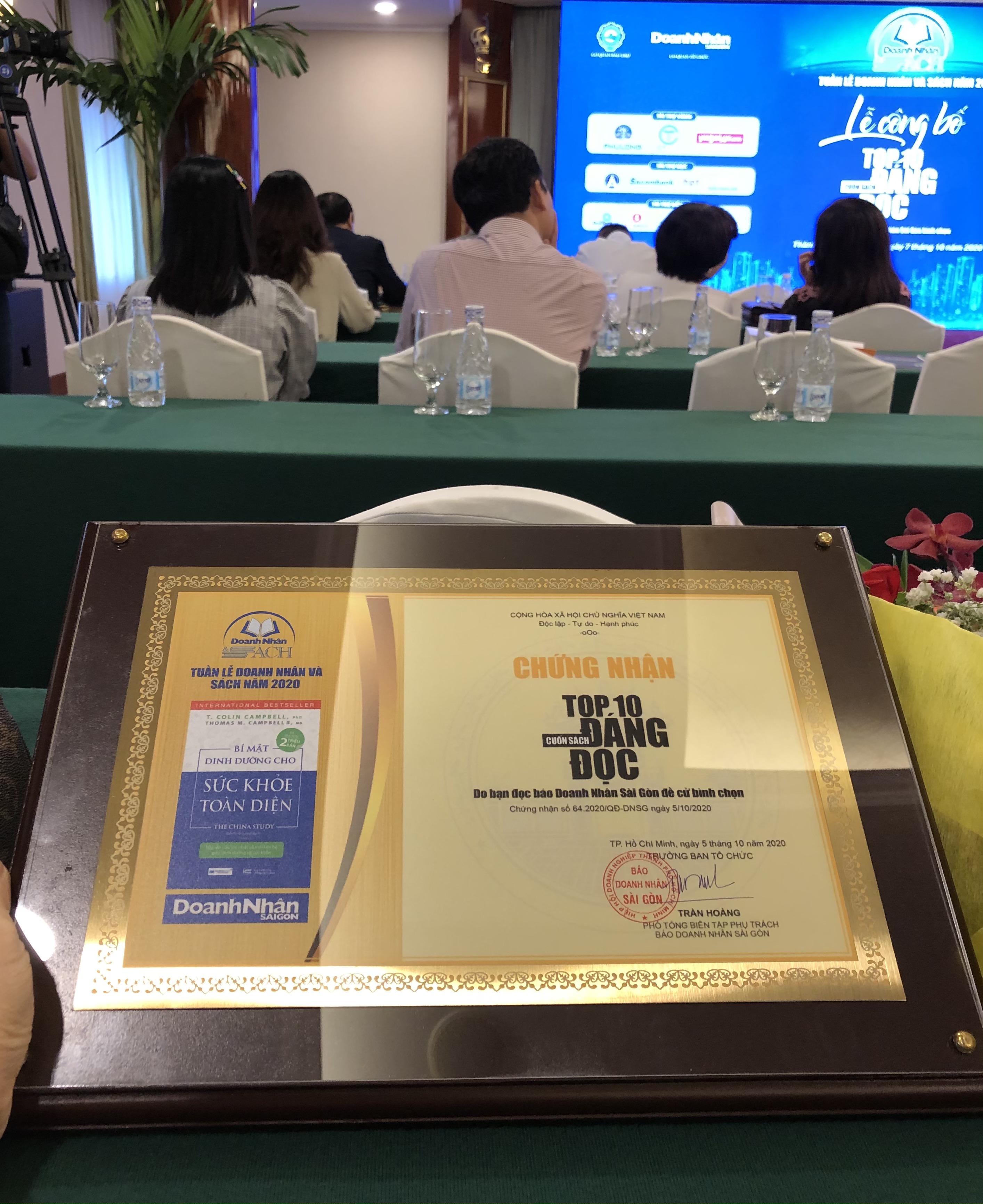 Bí mật dinh dưỡng cho sức khoẻ toàn diện (TB 2024)- Kèm quà tặng