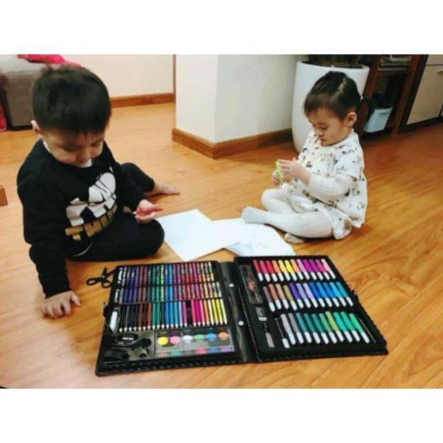 Bộ màu 150 chi tiết Sáp Dạ Nước