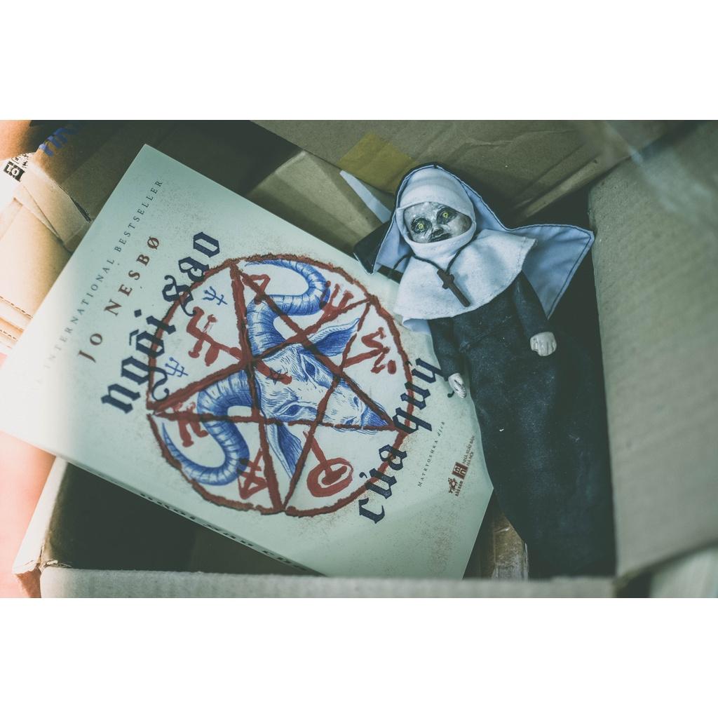 Sách - Ngôi sao của quỷ