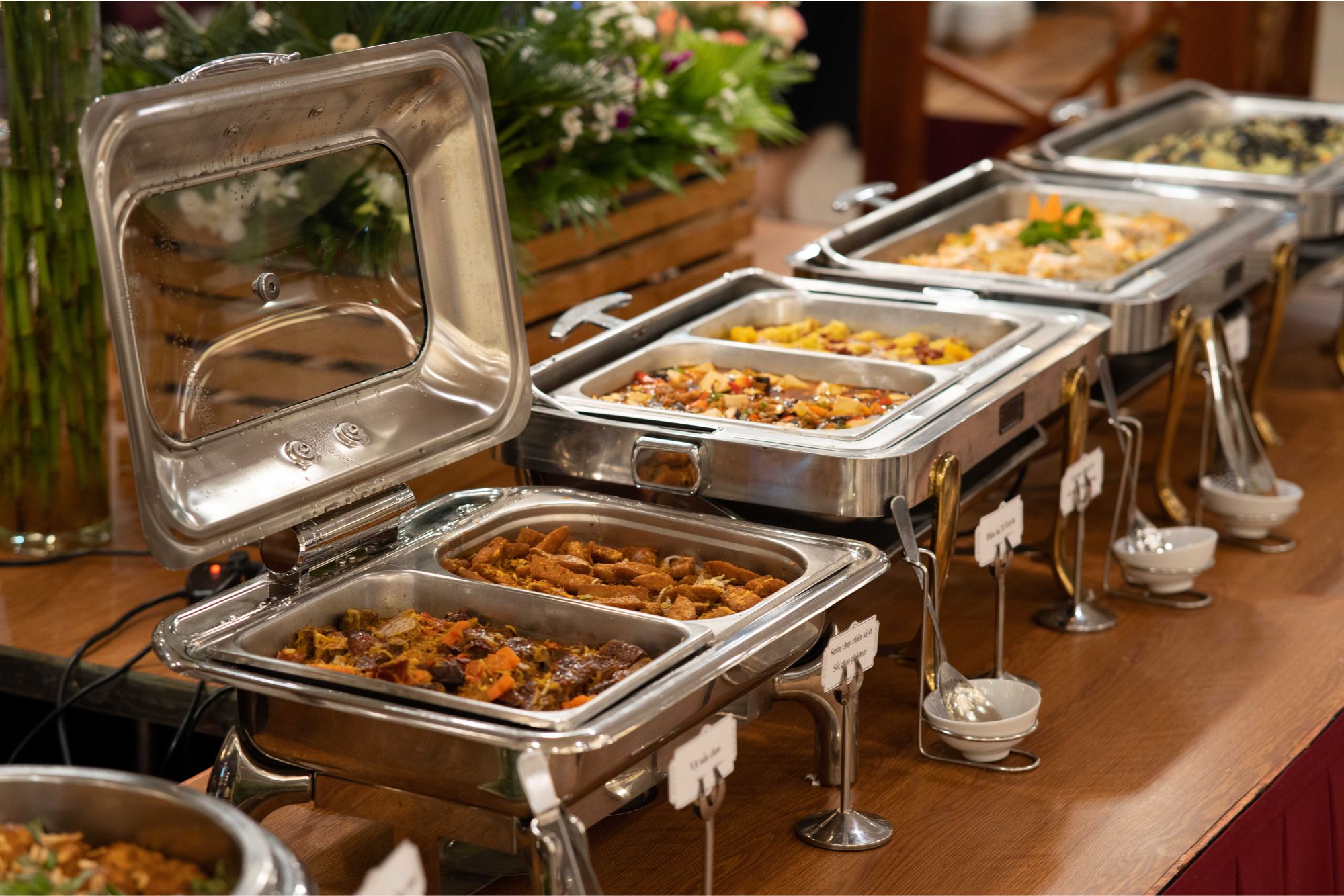 Buffet Chay Trưa|Tối hàng tháng - Lẩu Chay hấp dẫn - Khách sạn Viễn Đông