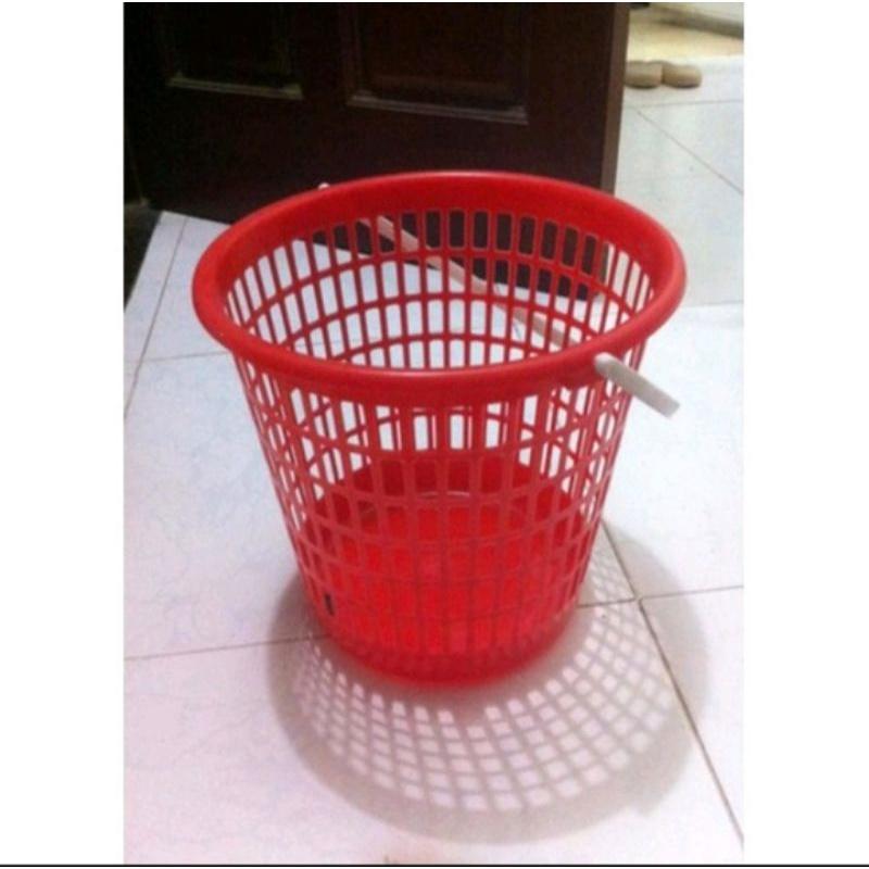 Sọt nhựa đựng rác có quai xách
