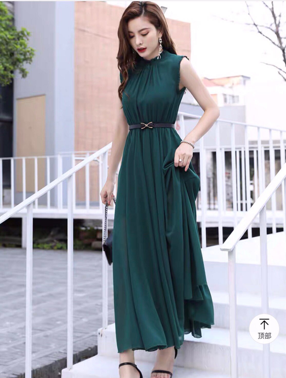 ĐẦM MAXI XANH CỔ TRỤ KÈM NỊT