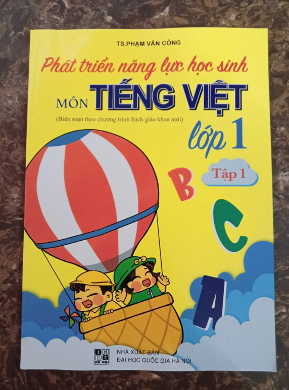 Sách - Phát triển năng lực học sinh môn Tiếng Việt lớp 1 Tập 1
