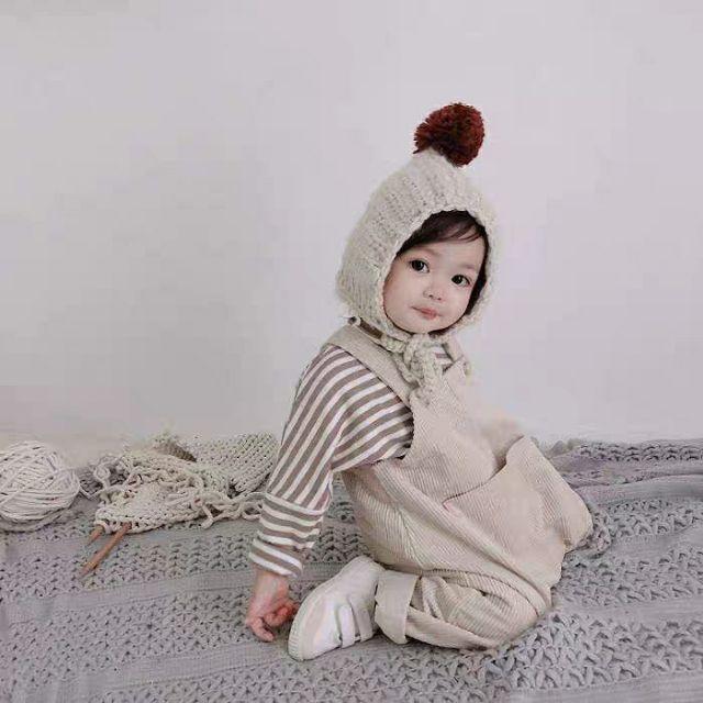 Quần yếm baggy nhung chuột túi phong cách Hàn Quốc cực xinh cho bé