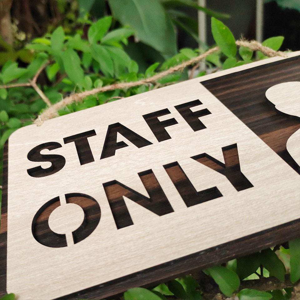 Bảng gỗ phòng staff only TCD06 (phòng dành cho nhân viên)