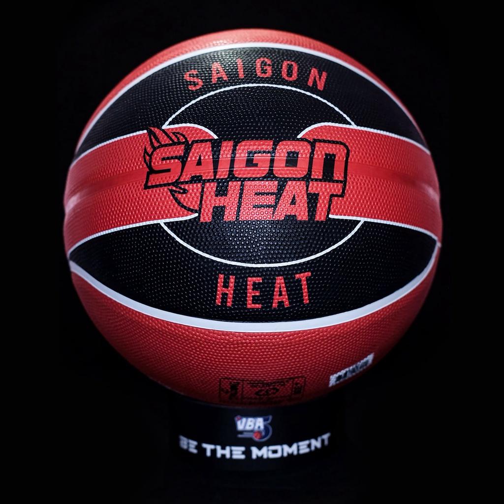 Quả bóng rổ Spalding SaiGon Heat Size 7- Tặng kim bơm bóng và túi lưới đựng bóng