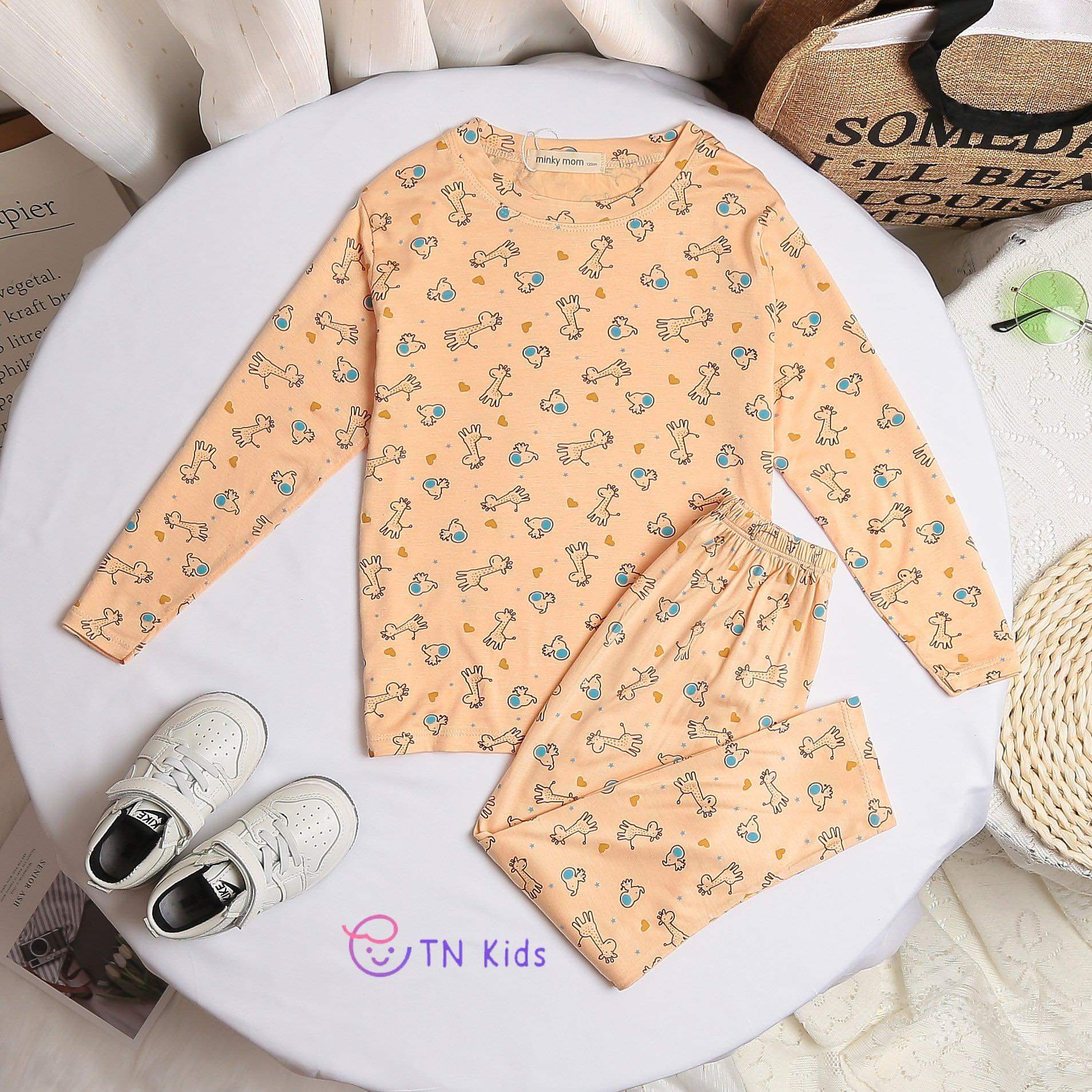 {MẪU MỚI} Bộ Dài tay Minky Mom Thun Lạnh mềm mịn mát in hình chuột Mickey cho bé trai, bé gái từ 17-32kg