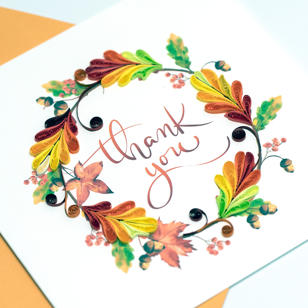 Vòng hoa cảm ơn cùng chữ &quot;Thank you&quot; - Thiệp giấy xoắn 15 x 15 cm - Thiệp chúc mừng nhân dịp cảm ơn