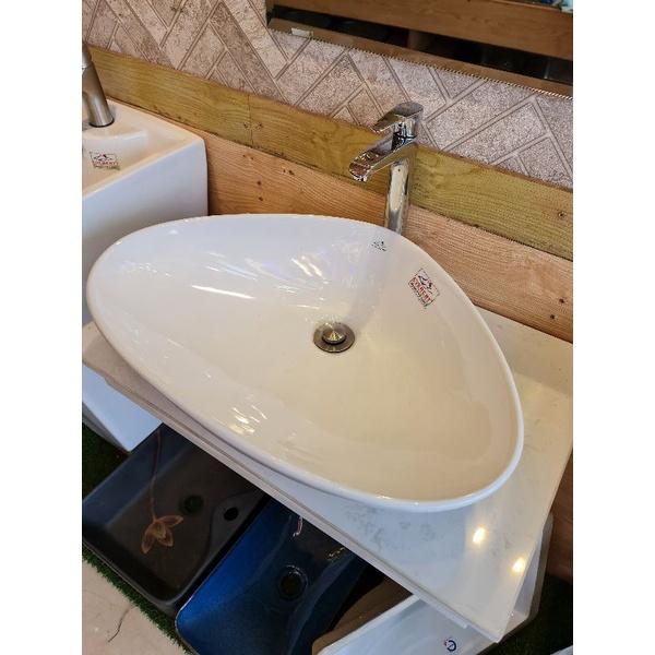 Lavabo sứ đặt bàn men nano tuyết KT 58*38*15