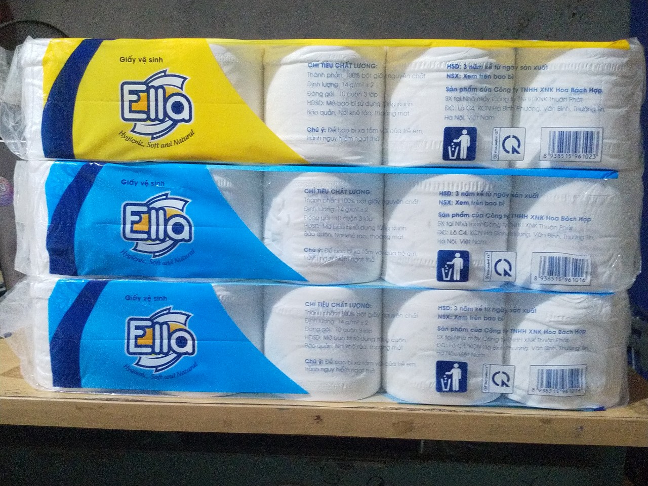 COMBO 3 LỐC GVS ELLA 10 CUỘN 3 LỚP ( 2 XANH + 1 VÀNG)