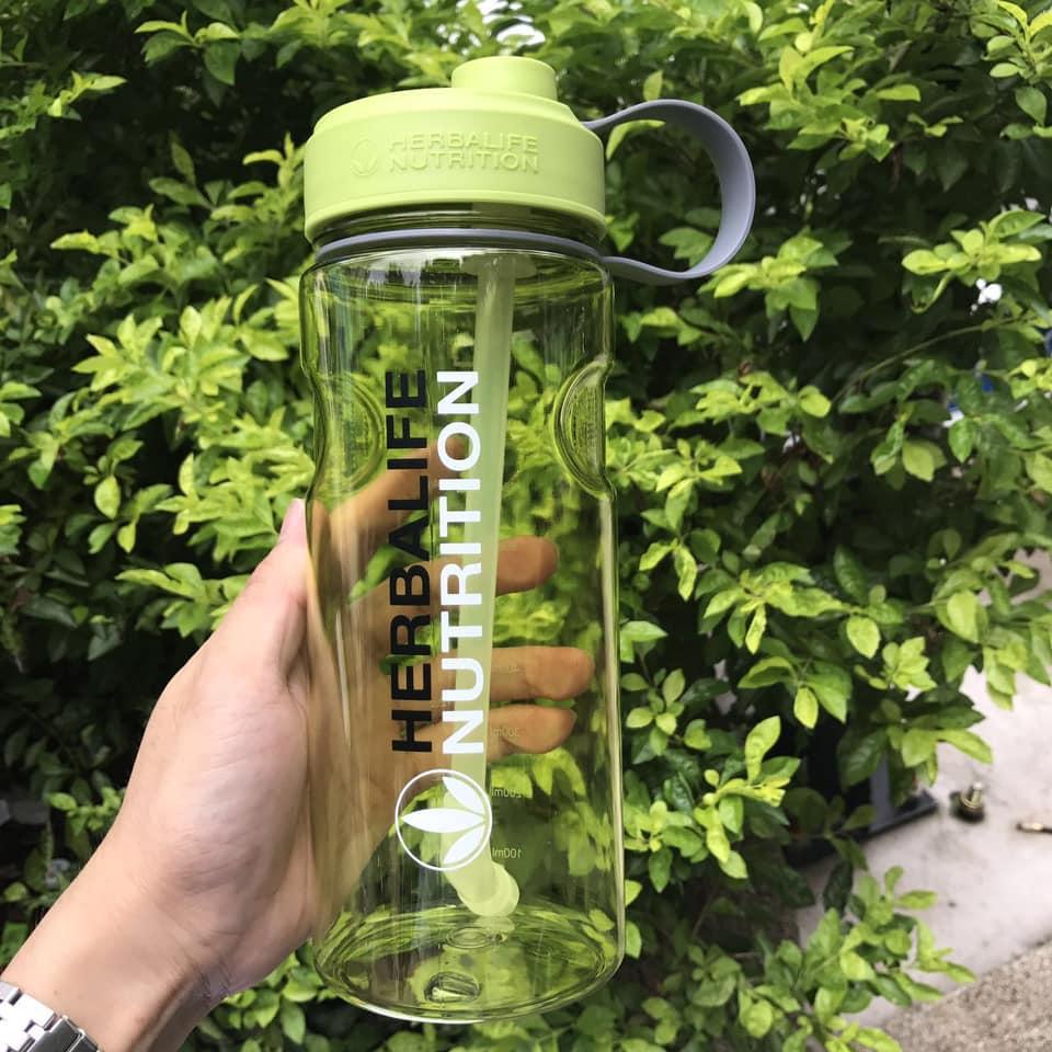 Bình đựng nước quai mềm Herbalife Nution, loại 1 lít, nắp xoắn