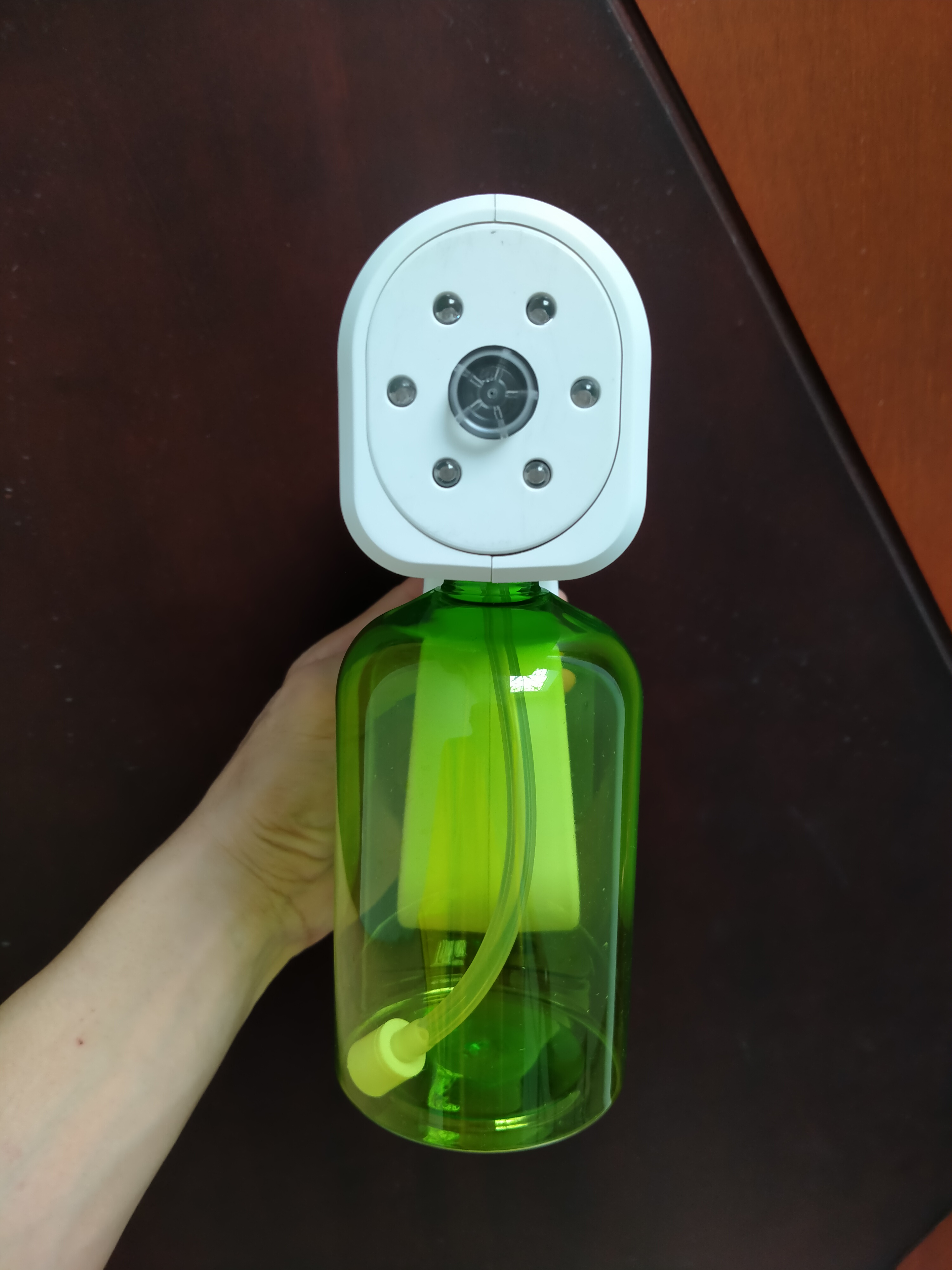 Máy khử khuẩn uv kết hợp dugn dịch sát trùng nano