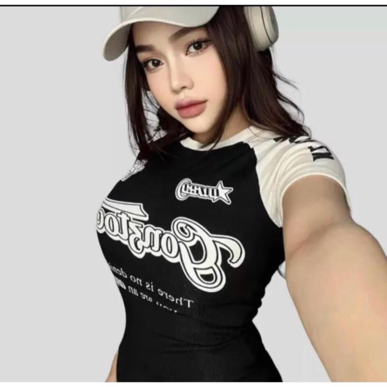 [Hàng Hot] Áo Baby Tee Phối Viền Tay Anger Ôm Bdoy Cá Tính Phong Cách Retro - Đen