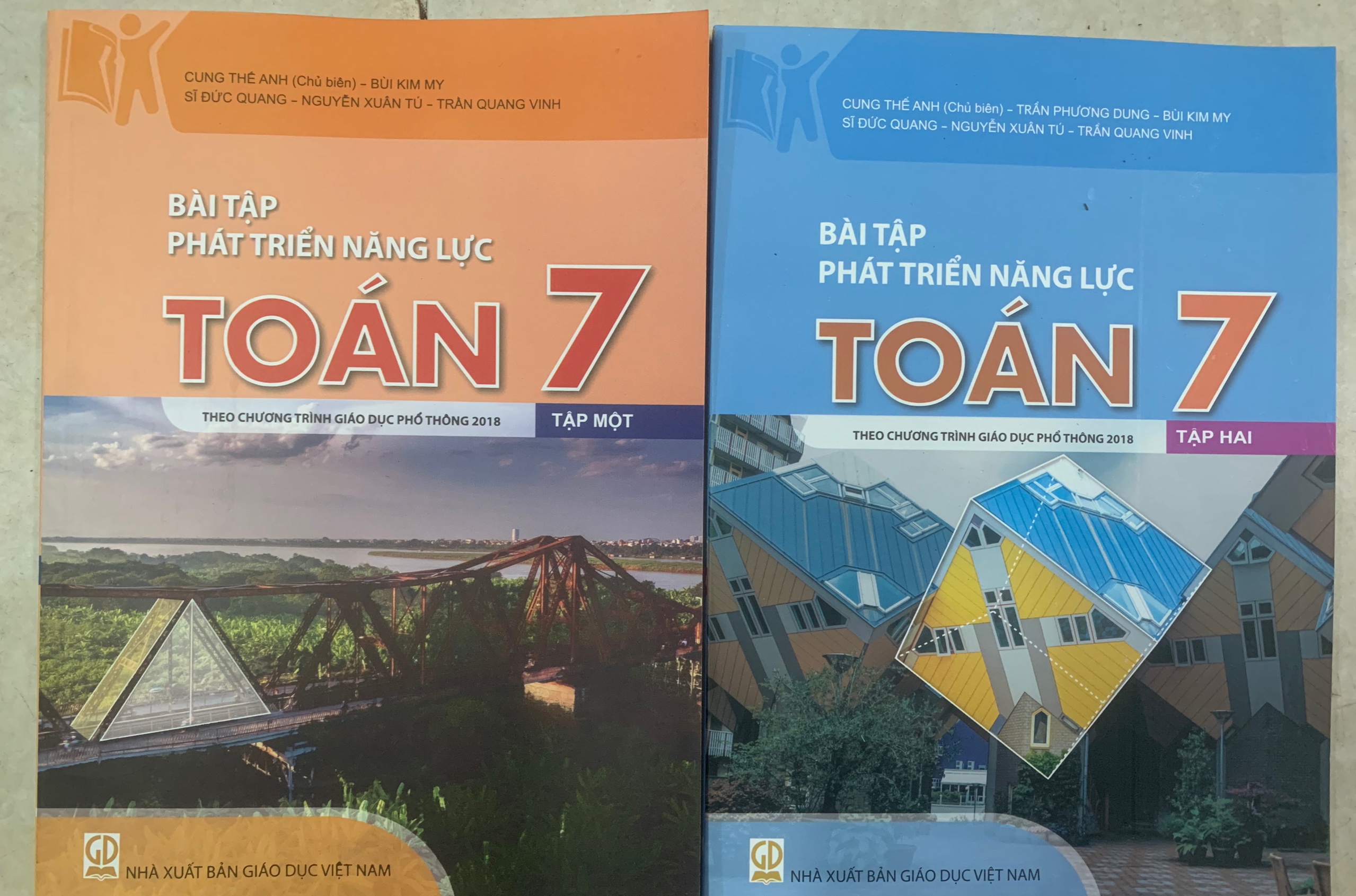 Bài tập phát triển năng lực Toán 7 ( tập 1 + tập 2)