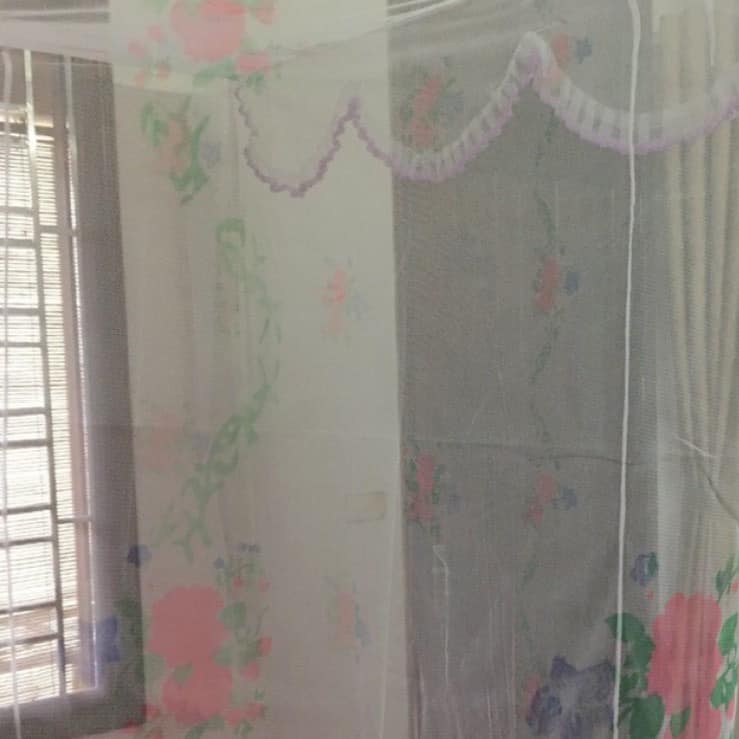 MÀN TUYN HOA VUÔNG MỘT CỬA CHẤT SIÊU ĐẸP