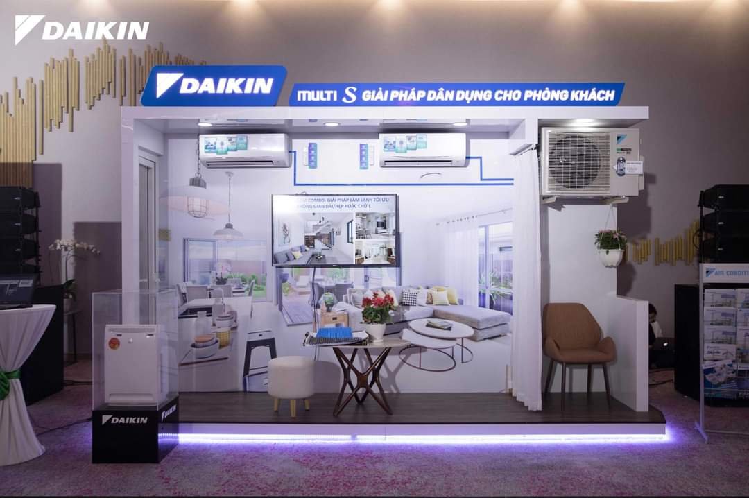 Hệ Thống Máy Lạnh Multi S Daikin Inverter Combo MKC70SVMV/CTKC35RVMV+CTKC35RVMV+CTKC35RVMV Gas R32 Treo Tường 1 Chiều Lạnh Hàng Chính Hãng
