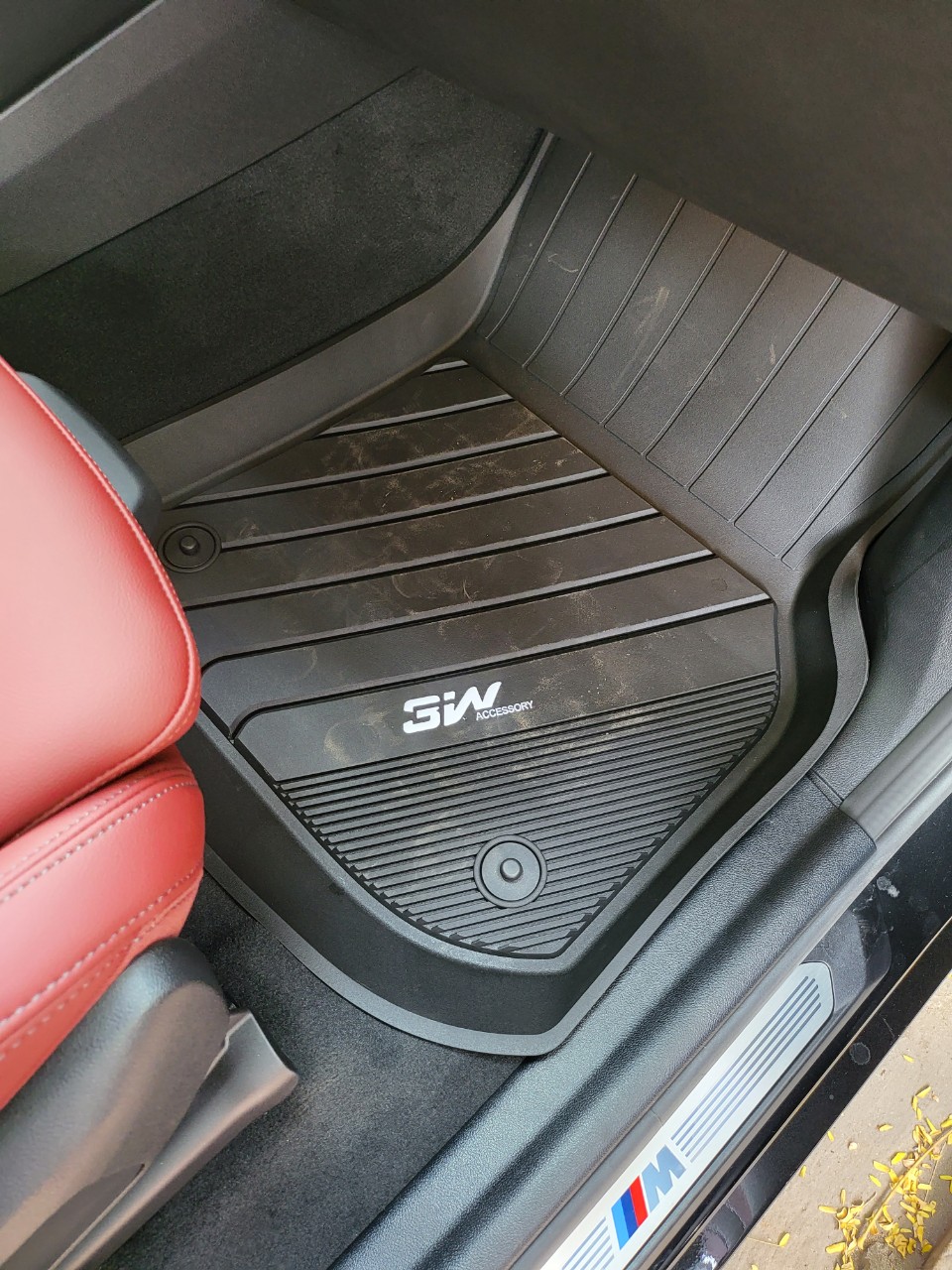 Thảm lót sàn xe ô tô  BMW X3 2018- đến nay Nhãn hiệu Macsim 3W chất liệu nhựa TPE đúc khuôn cao cấp - màu đen