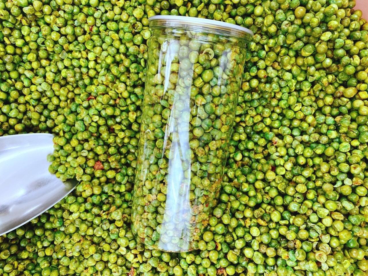ĐẬU HÀ LAN TỎI ỚT HŨ 300G VÀ ĐẬU HÀ LAN RANG MUỐI HŨ 300G TÂN LỘC PHÁT