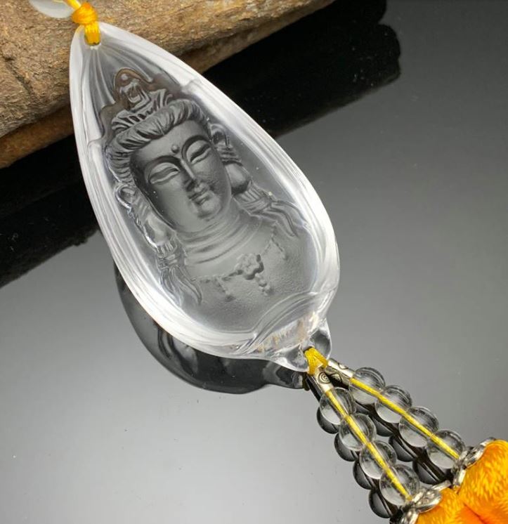Dây treo lưu ly Quan Âm lá trắng