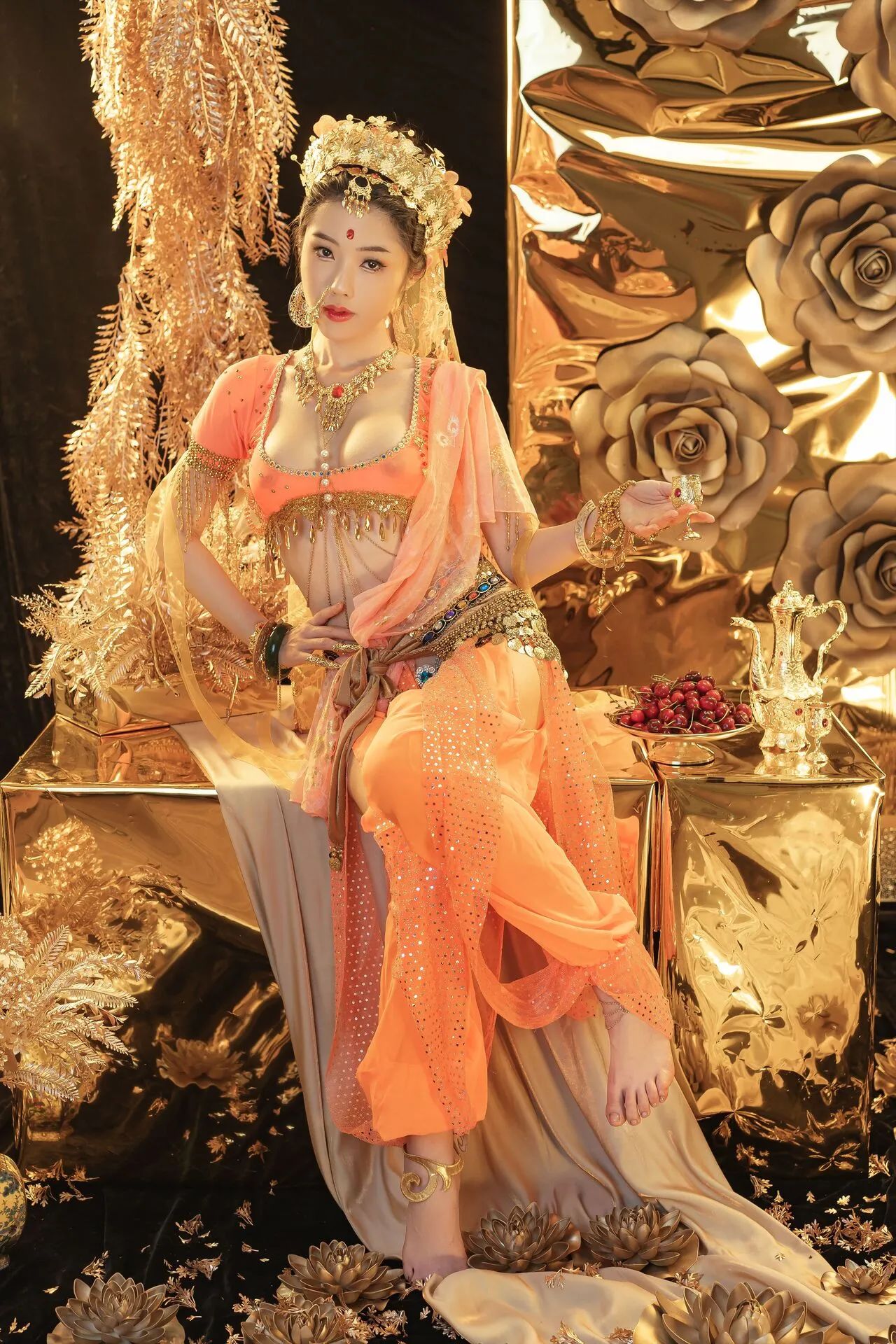 hình cosplay chapter 128 136