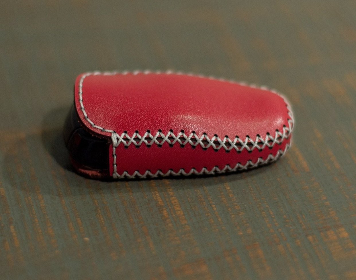 Bao da cho chìa khóa Tesla Model S  ,chất liệu da bò, hiệu Khắc Tên - Hàng chính hãng