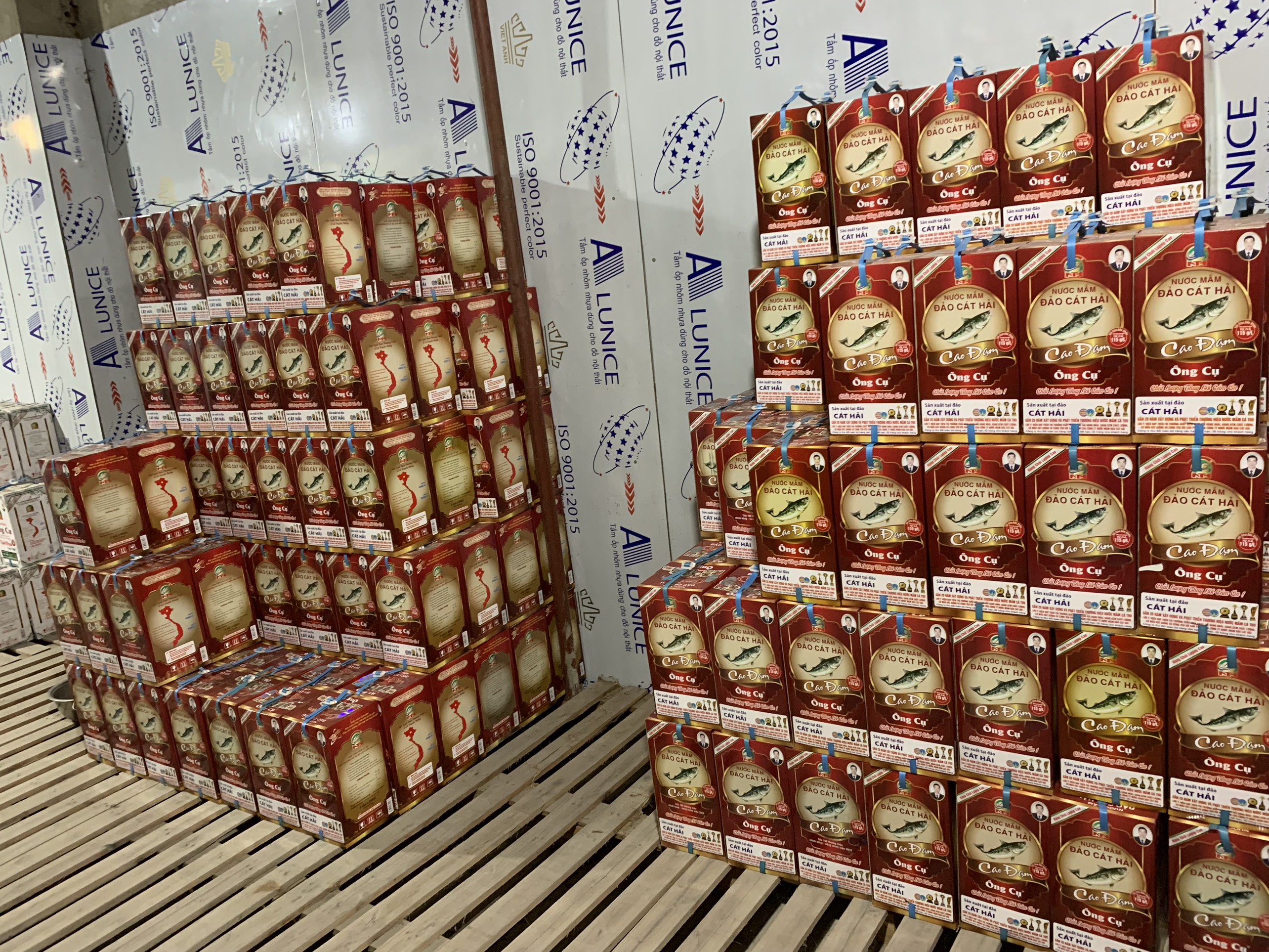 Nước Mắm Cao Đạm truyền thống, dung tích 650ml/1chai