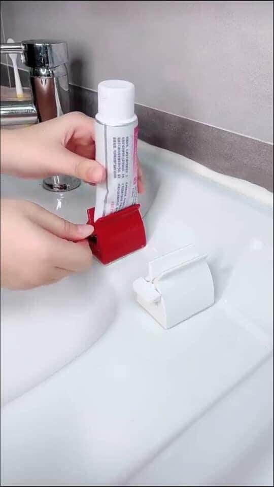 DỤNG CỤ LẤY KEM ĐÁNH RĂNG TIỆN LỢI