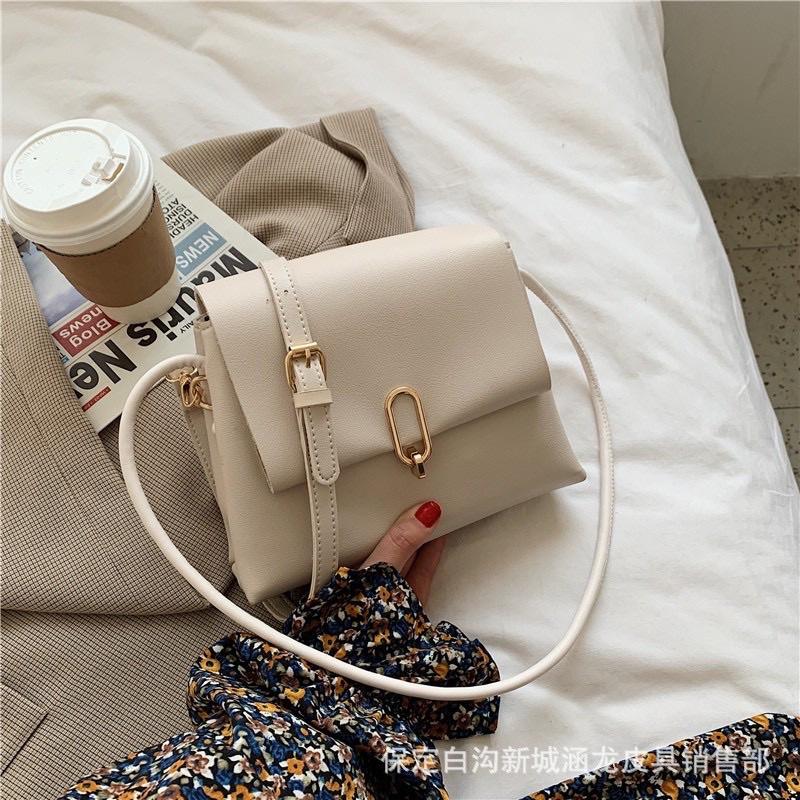 Túi xách đeo chéo nữ đẹp thời trang công sở khoá hình thoi