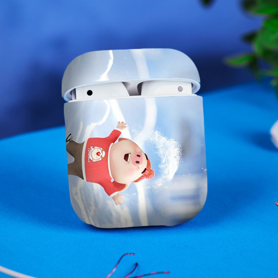 Miếng dán skin chống bẩn cho tai nghe AirPods in hình Heo con dễ thương - HEO2k19 - 017 (bản không dây 1 và 2)