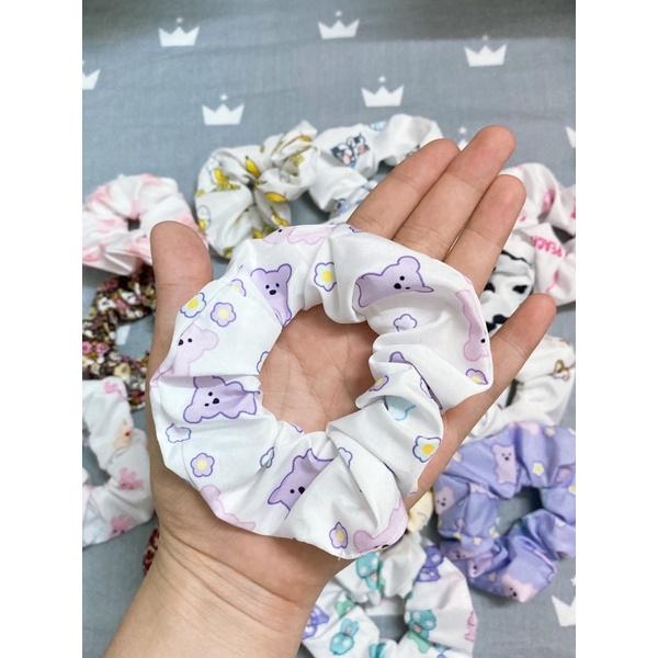 Dây cột tóc scrunchies hoạ tiết nhiều hình dễ thương