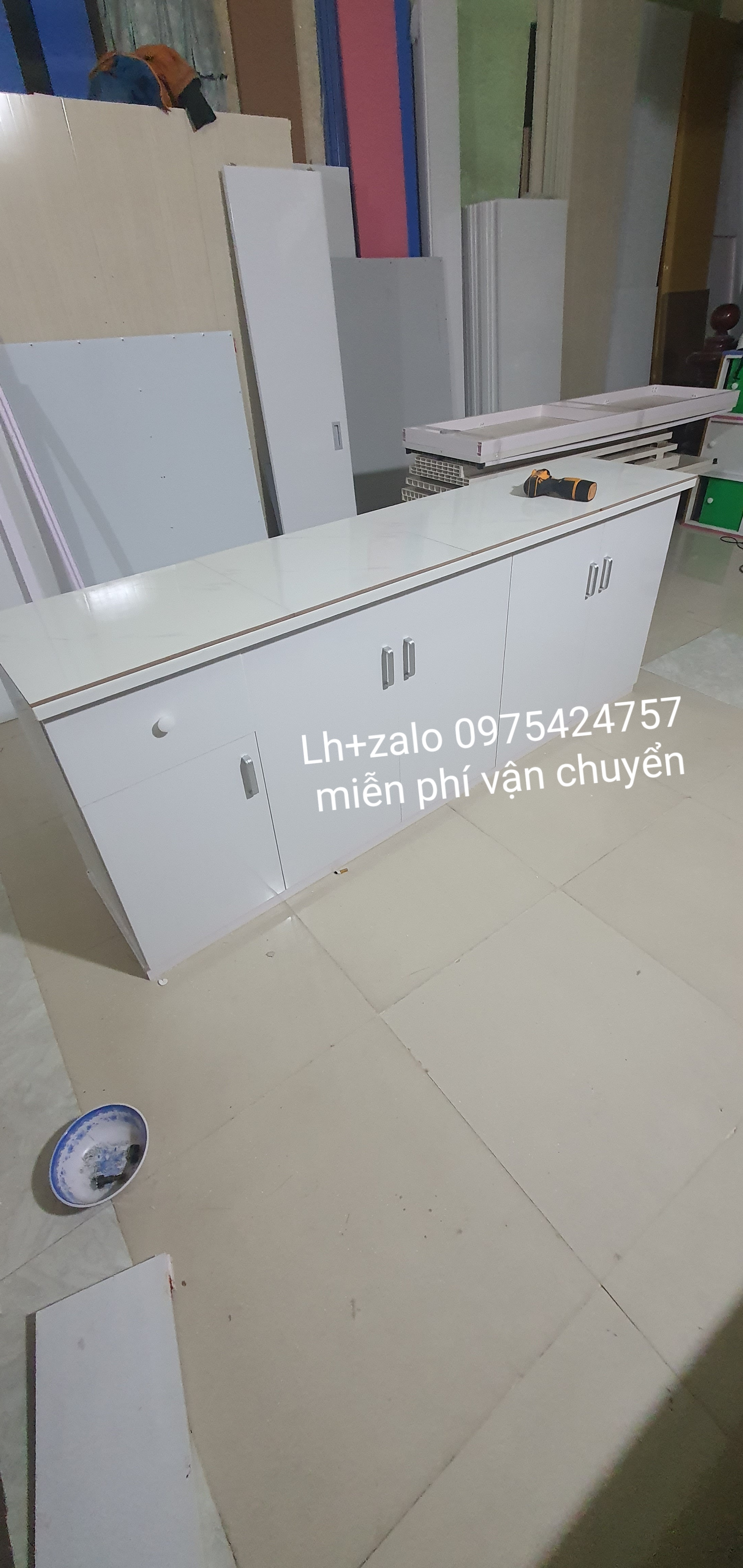 Tủ bếp MINI mặt mặt gạch