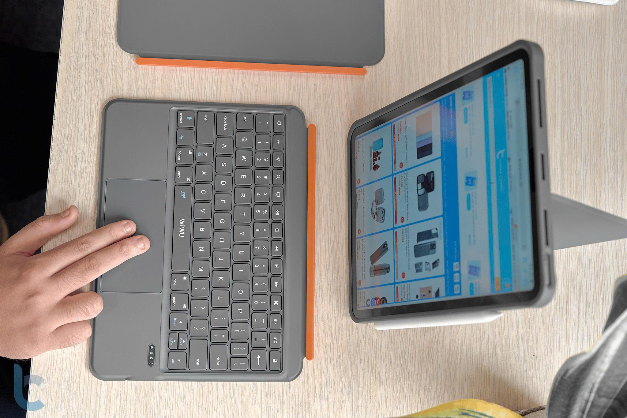 Bao da nam châm kèm bàn phím WIWU COMBO 3IN1 cho IPad Air M3 , A16, Pro M4 ,Air 6,Gen 10 ,Gen 9,11 inch M1,M2 ,12.9 inch - Hàng Nhập Khẩu