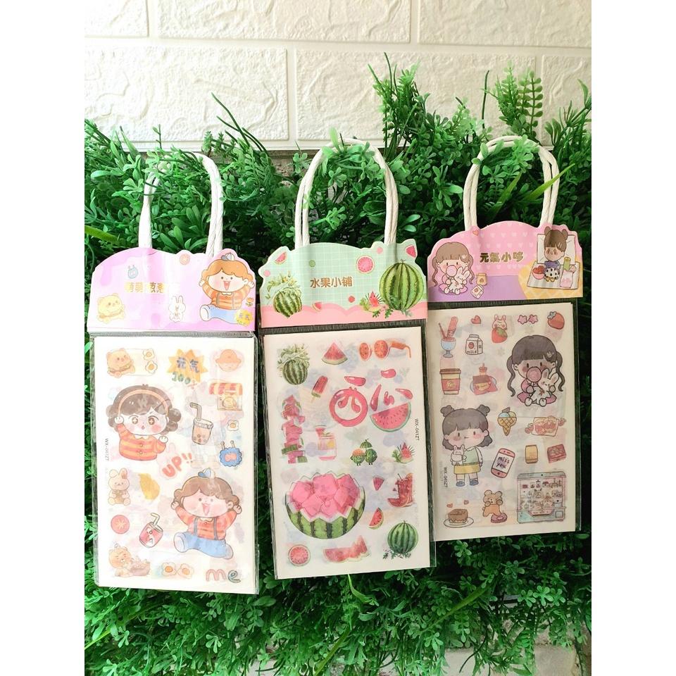 Sticker quai xách set 4 tấm cắt sẵn mix hình cute - Nguồn hàng giá rẻ