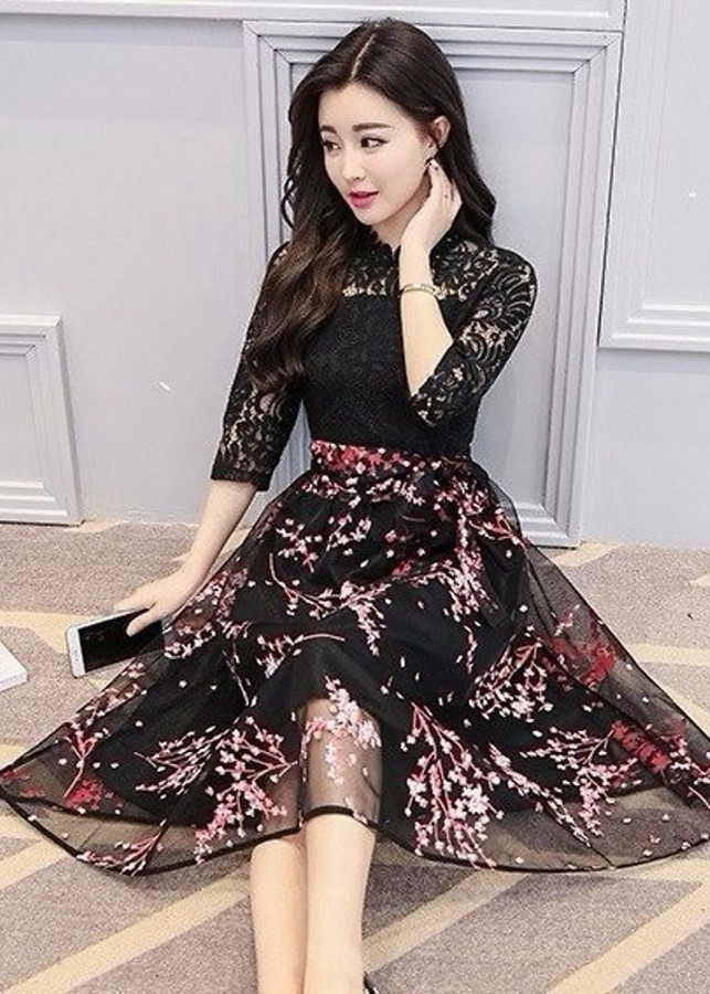 Đầm ren dự tiệc in hoa đào NT4291N