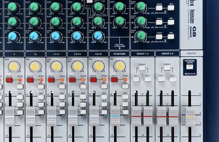 Mixer Soundcraft Signature 16
