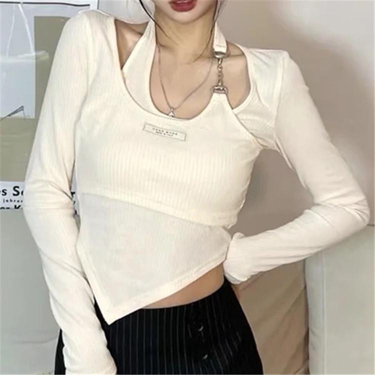 Áo Croptop Tay Dài Nữ Cổ Yếm Thiết Kế Phối Xích Độc Đáo Phong Cách Hàn Quốc - AO021