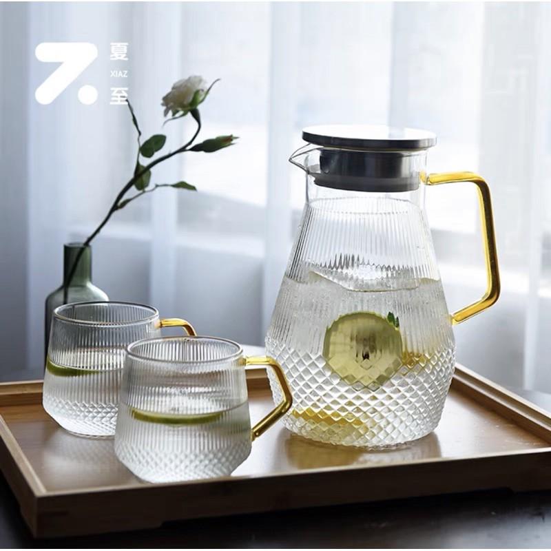 Bình đựng nước uống vân tăm thủy tinh chịu nhiệt 1.5L
