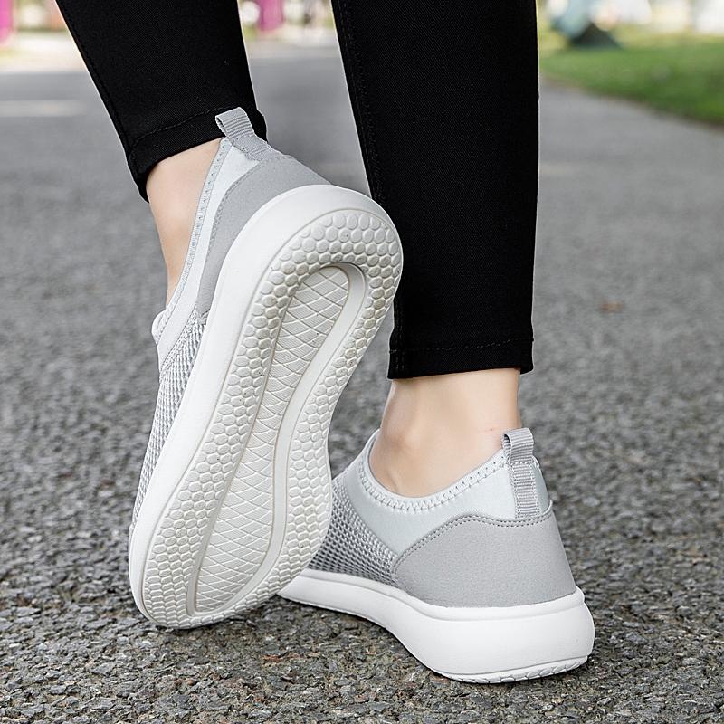 2020 Fashion women outdoor soft sole running sneakers casual breathable sport shoes