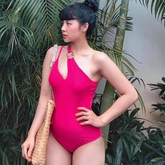 freeship Bikini liền hồng lẹch vai siêu nữ tính