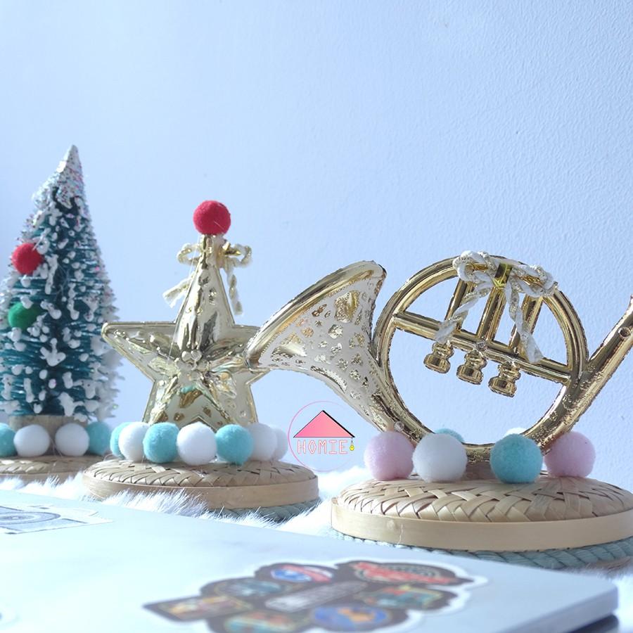 Vật dụng để bàn kèm đế trang trí Noel độc đáo