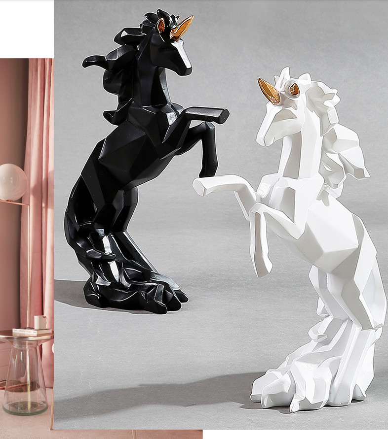 TƯỢNG B&W UNICORNS