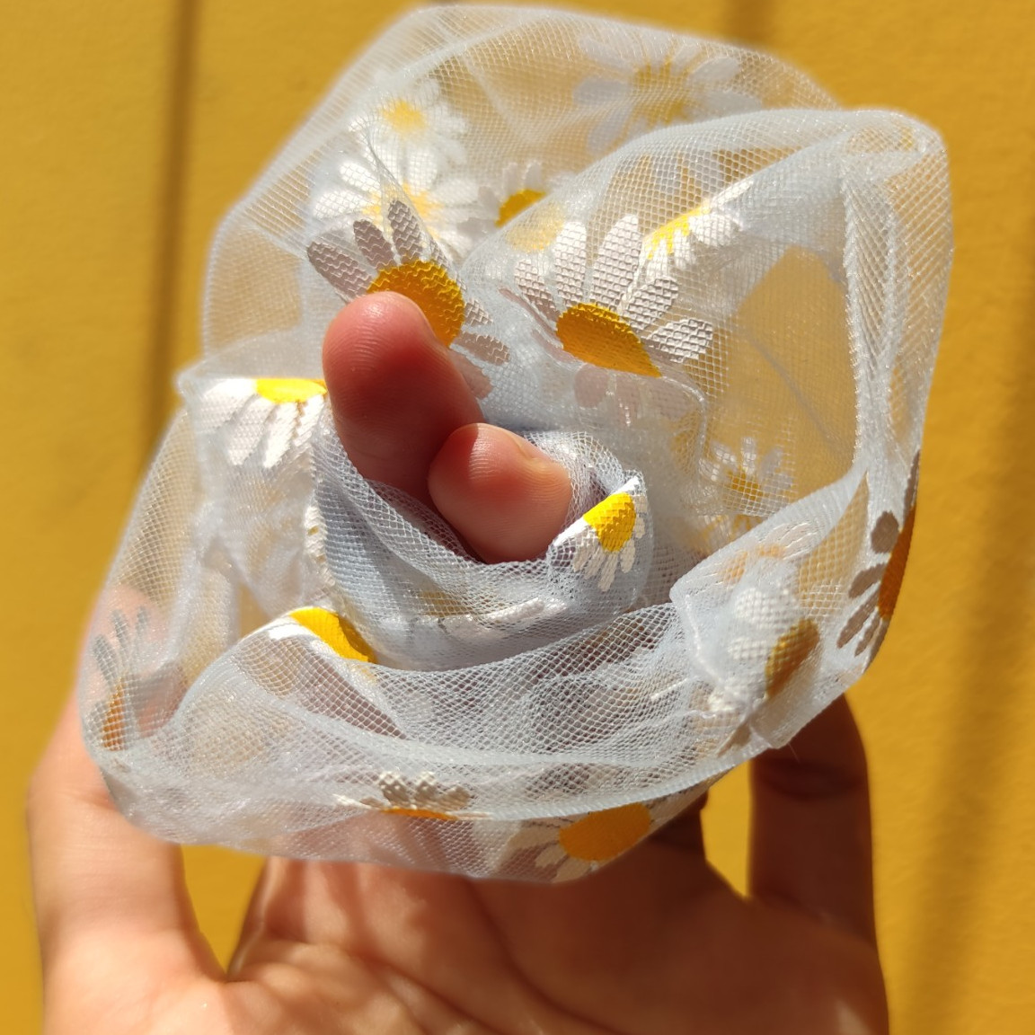Scrunchies hoạ tiết hoa cúc - Dây cột tóc vải lưới hoa cúc in