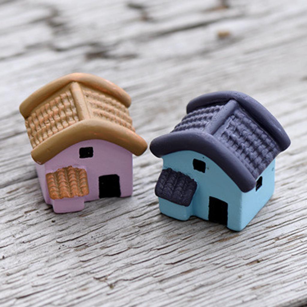 Set Of 2pcs Small House Micro Landscape Craft