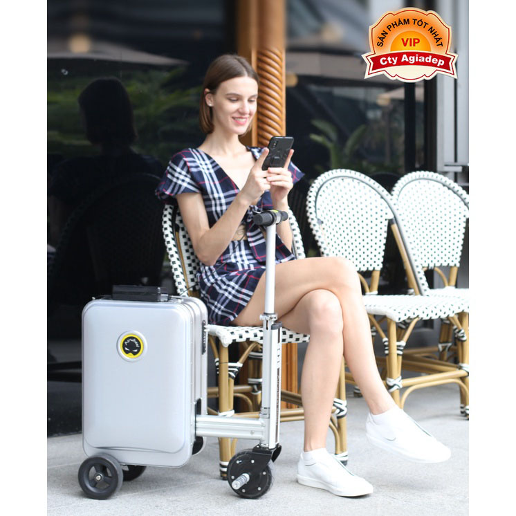 Vali AirWheel 3S USA Thông minh cho nghệ sĩ, người nổi tiếng, nhà giàu ngồi lái như xe điện